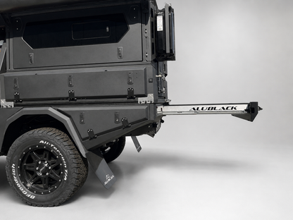 AluBlack Flatbed mit Stauboxen