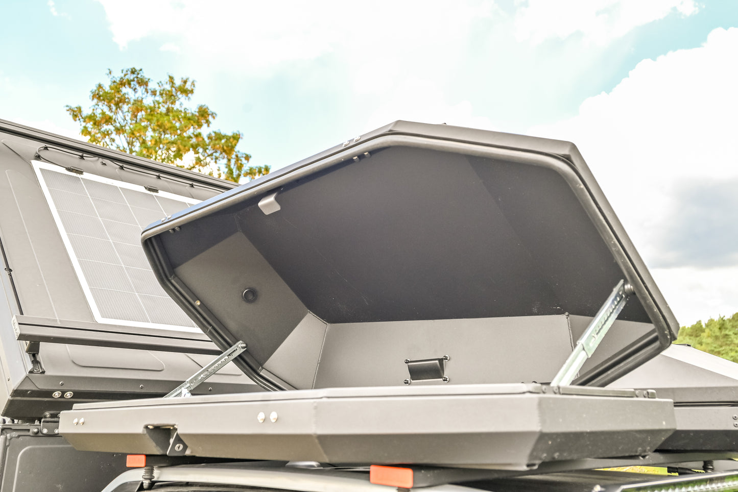 Dachbox Slimline 182L