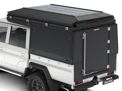 ModCAP Family Ready to Adventure - Land Cruiser